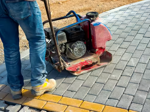 Vibrador de concreto a gasolina de 5HP para obra sin red eléctrica